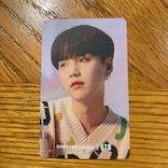 EXCLUSIVE BTS Photocards set - Picture 2 of 11